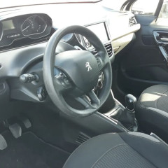 Peugeot 208 1.5 BlueHDi Signature S&S