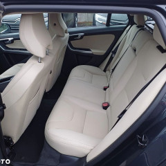 Volvo V60 T4 Momentum